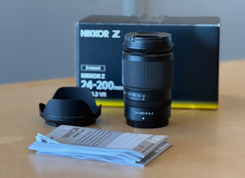 Nikon nikkor 200mm - 24-200mm, f4-6.3